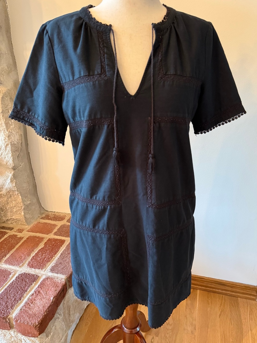 GAP Short-Sleeve Tie-Front Tunic Dress